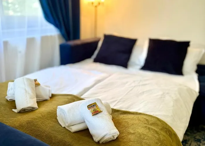 # Deluxe Living #
